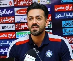  فوتبال روی کثیفش را به نشان داد