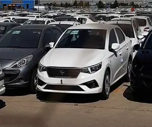 قیمت خودرو امروز سه شنبه 2 بهمن 1403/ نوسان چیره بر بازار خودرو