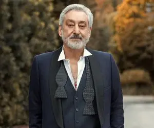 اِبی خودش هم انقدر شبیه خودش نیست که این هموطن هست!