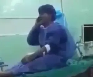 آواز احساسی؛ پیرمرد پا شکسته تو اتاق عمل با لباس جراحی آواز جانسوزانه ای خوند دلش خون