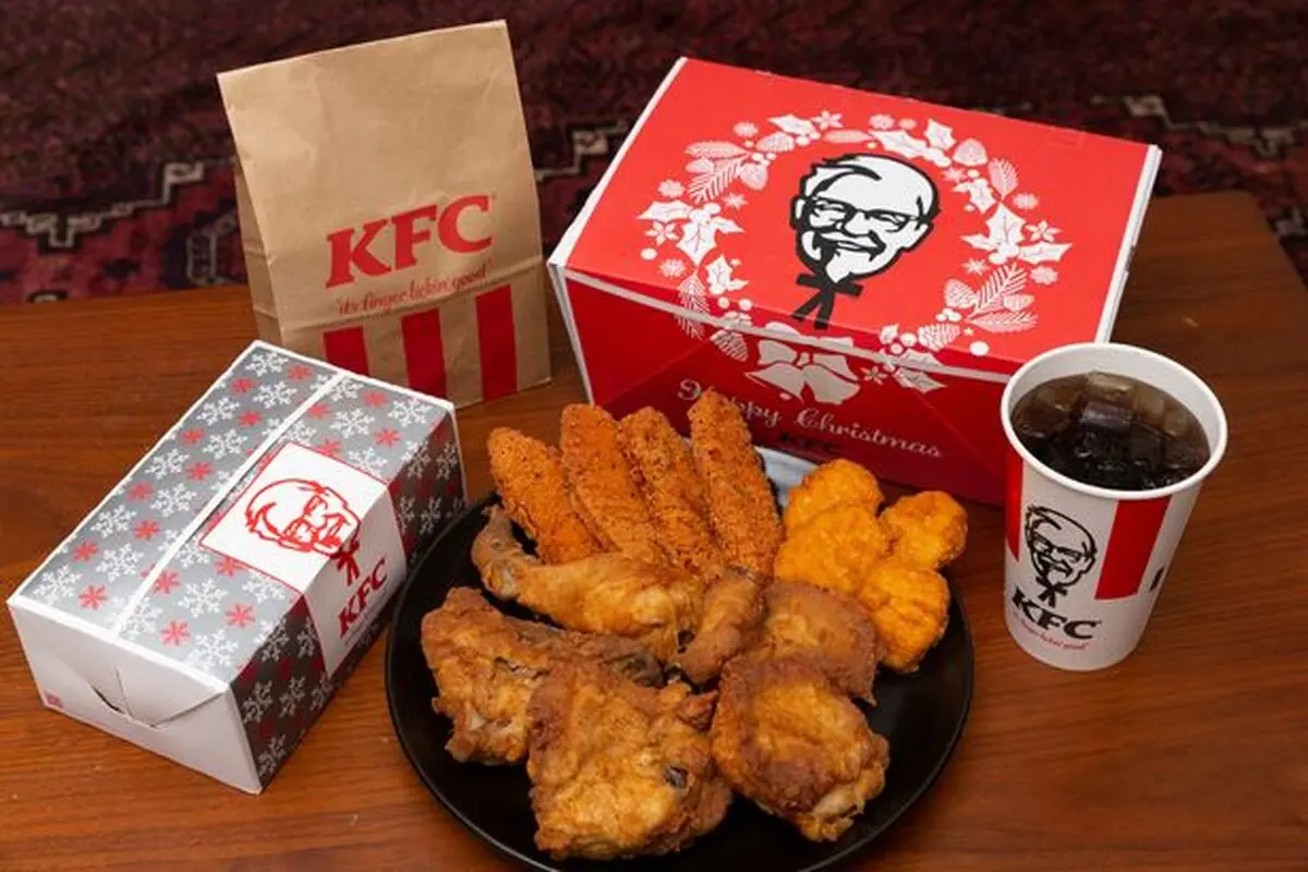 1_Japan-Christmas-With-KFC
