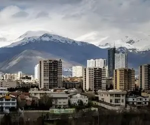 خریدارانی که وارد بازار شدند و فروشندگانی که عقب نشستند