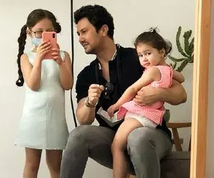 (ویدیو) ناز کردن نبات خانم برای آقا شاهرخ!