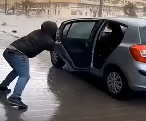 معماری طبیعت؛ جدی جدی مرد رو باد برد باورم نمیشه