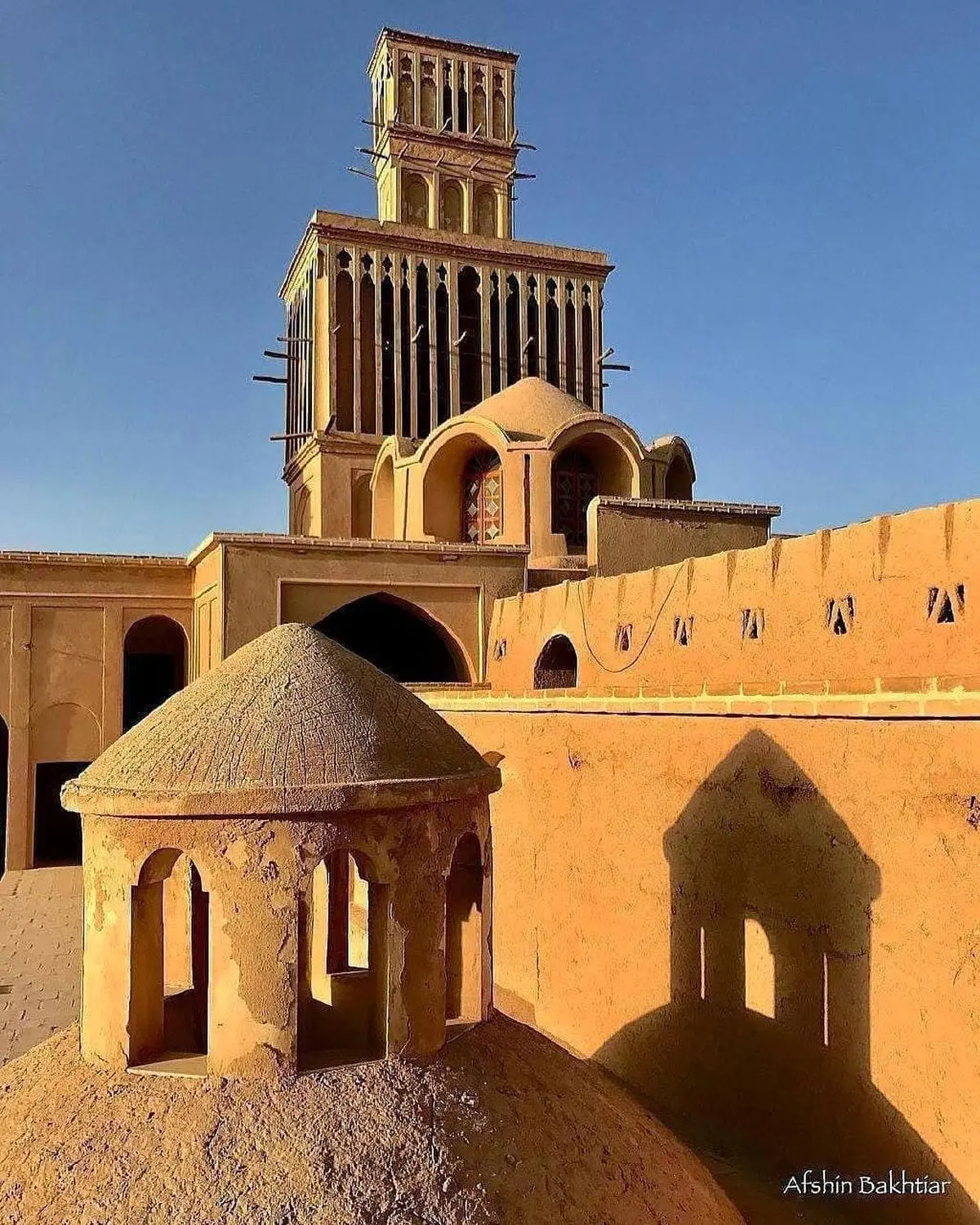 SnapInsta.to_96359648_137607231222479_8485695871867768035_n