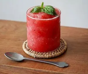 جرعه ای خنکی؛ طرز تهیه یخ در بهشت خانگی خیلی ساده فقط با ۳ قلم مواد
