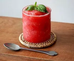 جرعه ای خنکی؛ طرز تهیه یخ در بهشت خانگی خیلی ساده فقط با ۳ قلم مواد