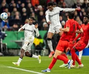 اولین جام قرمزها پرید!