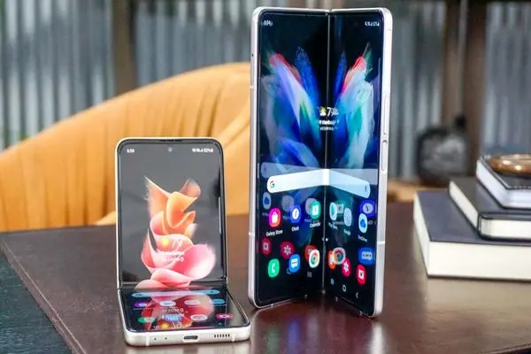 Samsung Galaxy Z Fold4 and Z Flip4 will get swipe for split screen feature