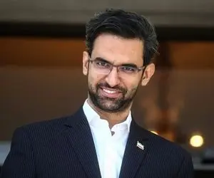 واکنش آذری جهرمی به قهرمانی پرسپولیس