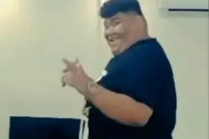 آواز شاد؛ این پسر هرکول برعکس هیلکش روحیه اش انقد لطیفه حرکت موزون میره پرنسسی