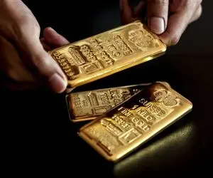 سقوط طلا در گرداب تعرفه‌های ترامپ/ قیمت طلا در آستانه پنجمین صعود هفتگی قرار گرفت