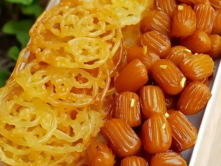پیشنهاد سرآشپز؛ زولبیا بازاری بدون نشاسته گل، ماست و مخمر + شربت بار