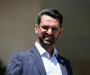 واکنش آذری جهرمی به آیتم جنجالی فوتبال برتر؛ "فقط از تو برمیومد"