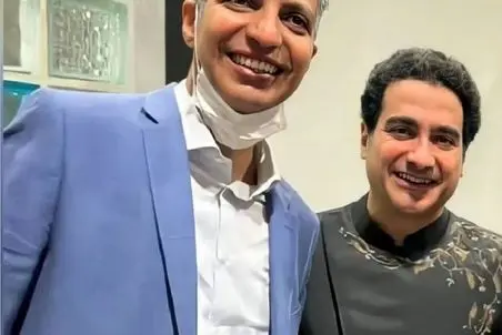 دنیای سلبریتی ها/ماچ و بوسه عادل در رونمایی از البوم همایون شجریان