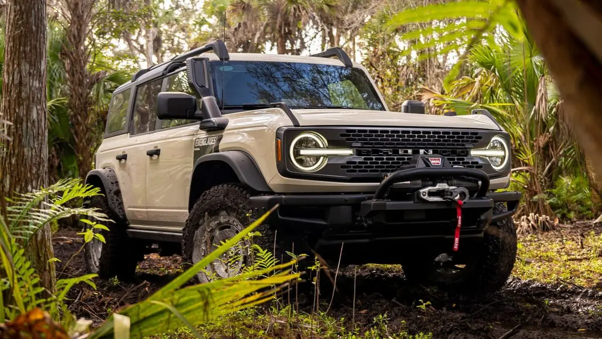 Ford Bronco Everglades 2022