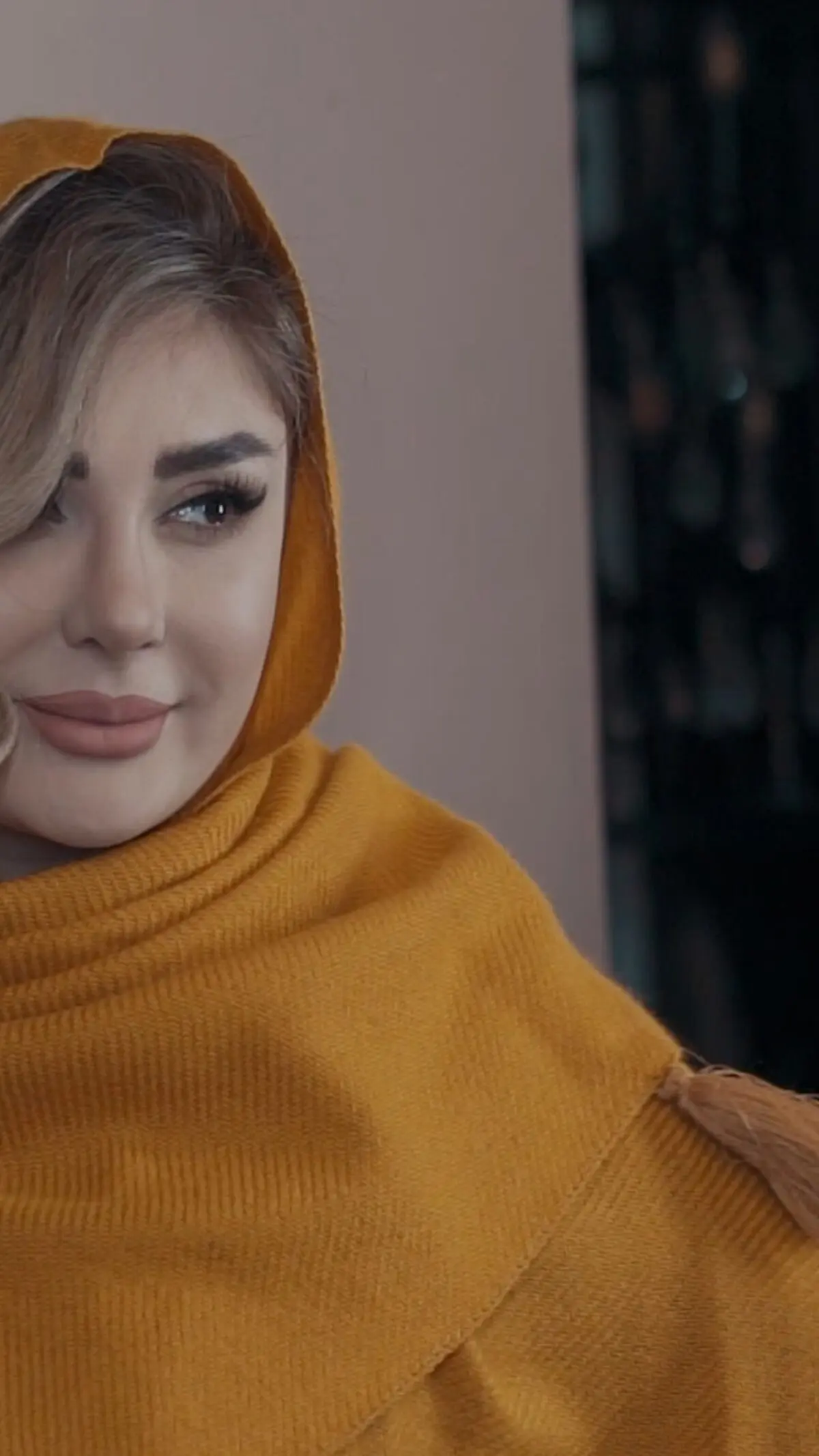 نیوشا ضیغمی