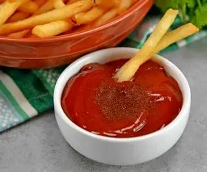 طرز تهیه "سس قرمز" بدون مواد نگهدارنده و البته به خوشمزگی ساندویچی ها