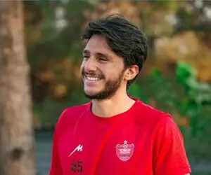 بلاتکلیفی عجیب وینگر جوان پرسپولیس؛ نه بازی می‌کند، نه اجازه جدایی دارد!