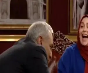 سکانس شاد/مدیری با یه نگاه به ژاله صامتی از خنده پخش زمین شد/دیگه توان ادامه  نداره