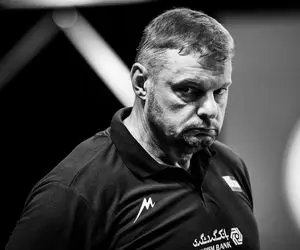 آلکنو خطاب به شاگردانش: از خانواده‌هایتان خجالت نمی‌کشید؟