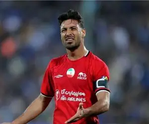 شجاع خلیل‌زاده محروم شد؛ تراکتور کاپیتان اولش را مقابل خیبر از دست داد