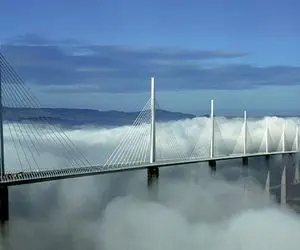 جاده‌های هیجان‌انگیز؛ وحشتناک ترین پل های جهان این خاراجیا رفتن وسط ابرا پل ساختن