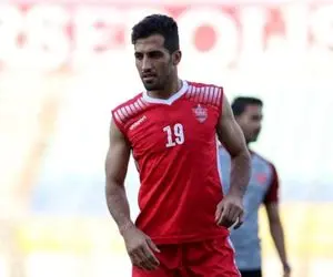 ستاره پرسپولیس همچنان دور از ترکیب