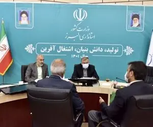 میز خدمت استاندار البرز با مردم شریف استان