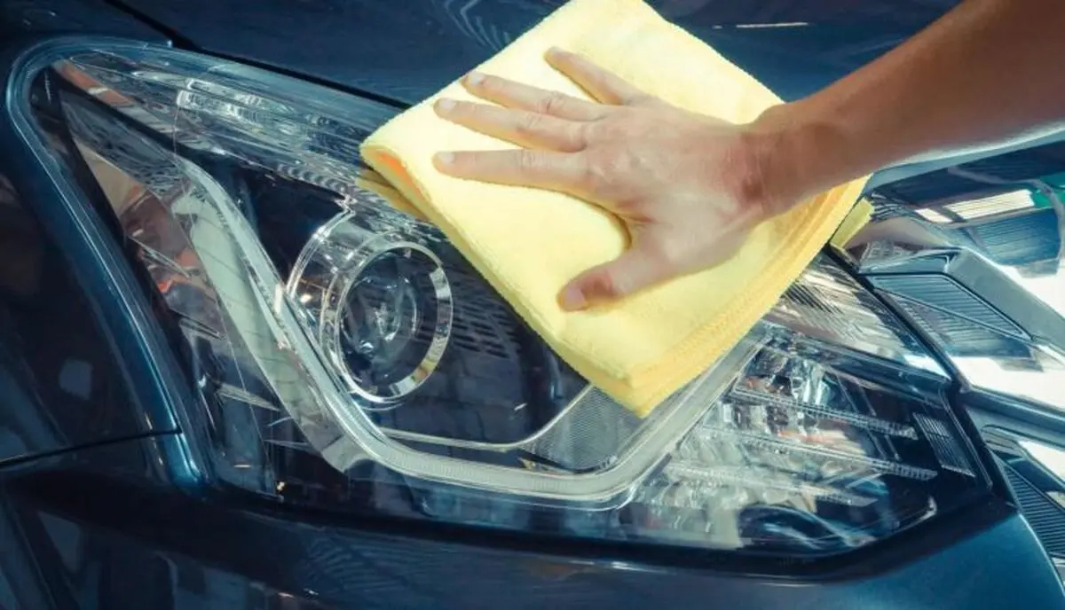 how-clean-car-headlights-750x430