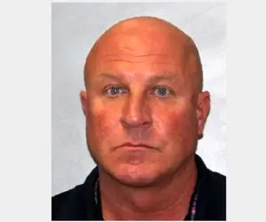 مردی که به جرم تجاوز به دانش آموزان دستگیر شد