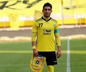  رضا میرزایی آبی پوش می شود/خرید جدید استقلال در نقل و انتقالات