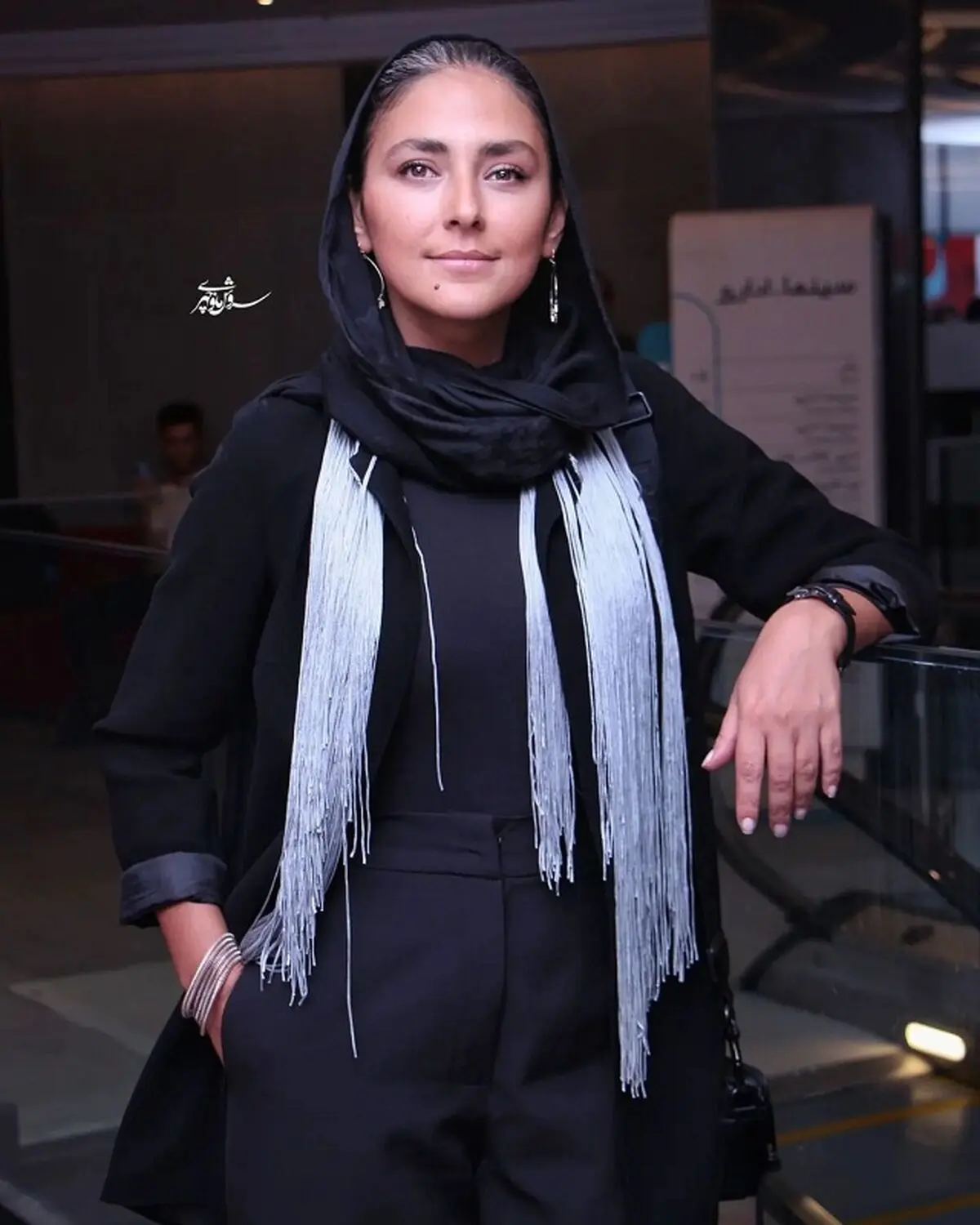 هدی زین العابدین در اکران دست انداز
