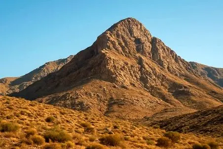 کوه کلنگ کجاست؟ ایران چه تاسیسات هسته آنجا دارد؟