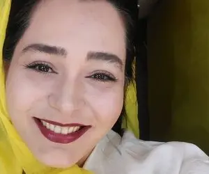 سانیا سالاری با حجاب نصفه و دندون های زرد + عکس