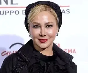 تیپ دخترونه و یقه باز آنا نعمتی با این سن و سال! +عکس