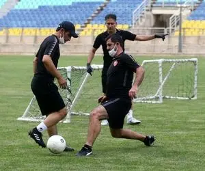 گل محمدی به چه کسانی اولتیماتوم داد؟