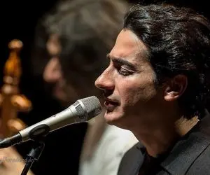 آواز احساسی؛ همایون شجریان با اشک آهنگ ای در رگانم خون وطن رو خوند  همه رفتن اغماء