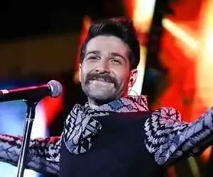 آواز ماندگار؛ اشک های بی امان حمید هیراد بخاطر عشقش تو کنسرت همه رو به گریه انداخت