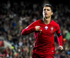 جایزه ویژه فیفا در سال 2021 به کریستیانو رونالدو رسید