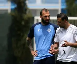 استقلال با ۲ غایب برابر چادرملو