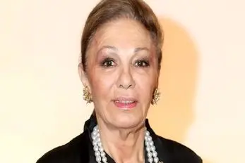 سفر به ایام قدیم ندیم؛ مسافرت مجردی فرح دیبا پنهانی به آبشار نوژیان لرستان