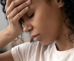 درمان سردرد بدون دارو؛ اینبار نقاط فشار را امتحان کنید