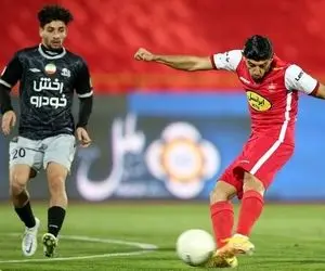 عجیب ترین پنالتی برای پرسپولیس؛ آقای ترابی خودت بیرون میزدی!