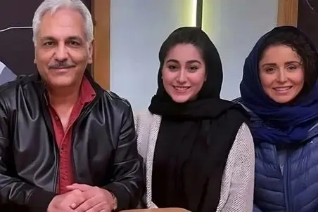 آواز شاد؛ ژاله صامتی و دخترش رو صحنه میخونن و ادا میان