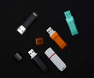 پرسرعت ترین فلش مموری از کدام برند است؟ معرفی 3 مدل پر سرعت