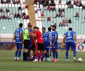 کاپیتان تراکتور داغدار شد