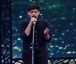 آواز جگرسوز؛ علیخانی با صدای پسری که خدایا عاشقان را با غم عشق آشنا کن خوند گریه کردا