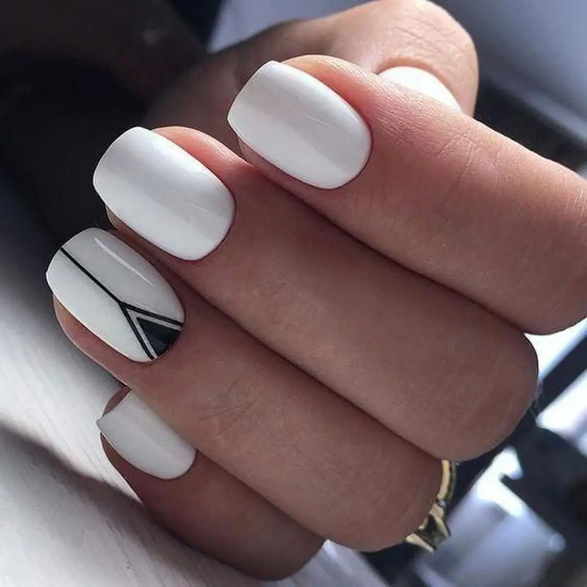 white-nail-model-for-girls-43