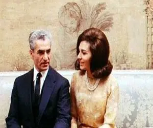 سفر به ایام قدیم سال 1342؛ اعطای دکتری افتخاری به فرح دیبا توسط محمدرضا پهلوی